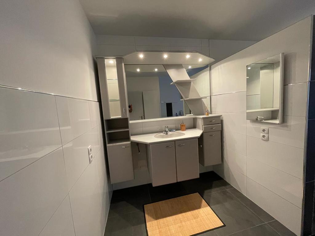 Ferienwohnung Lion Krummhoern Ngoại thất bức ảnh